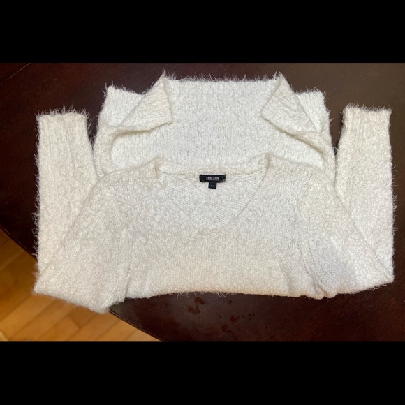 V neck sweater by Kenneth Cole - Picture 2 of 8